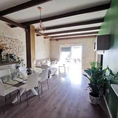 Con Vistas Al Mar Y Jacuzzi Privado