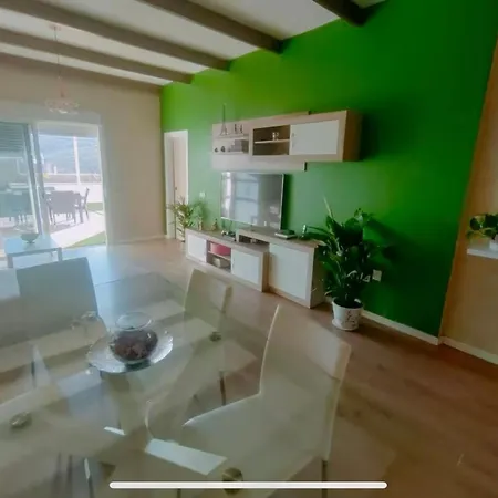 Apartamento Con Vistas Al Mar Y Jacuzzi Privado